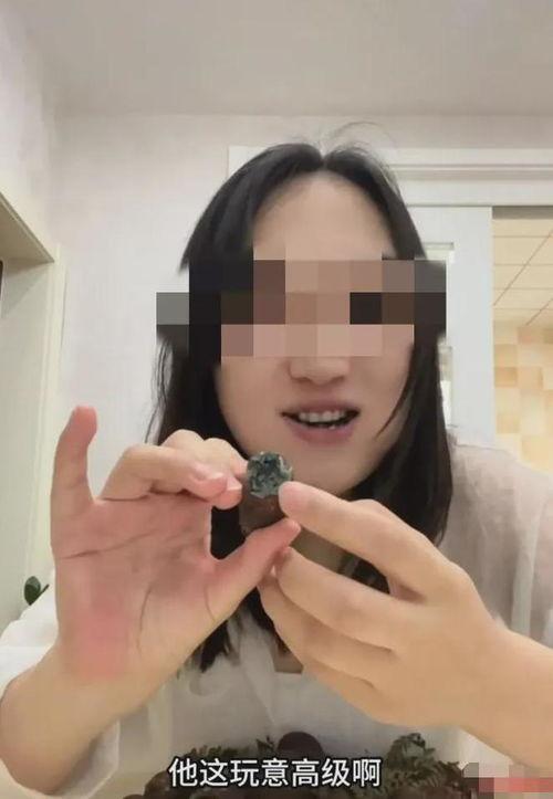 推特女网红吃瓜是谁呀,“揭秘推特女网红‘吃瓜的真实身份!”